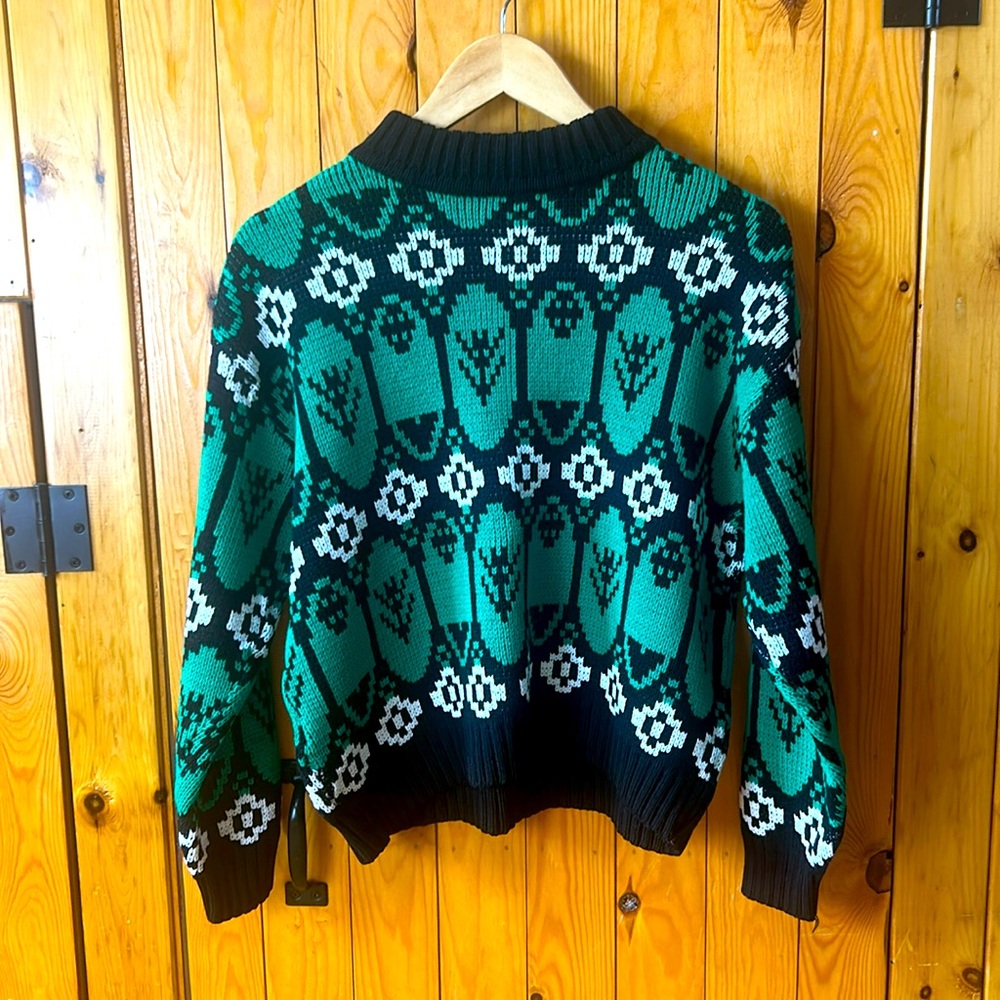 Homeknit? Fancy Green White Black Pattern Sweater W M/L?